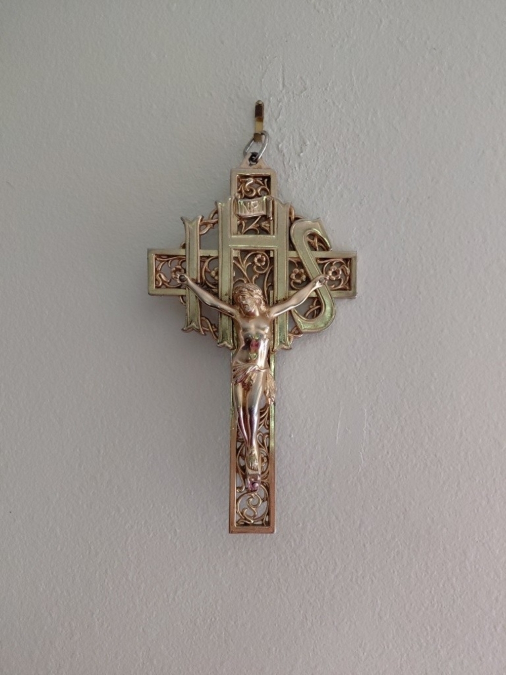 Gold-Tone Crucifix Wall Cross - Decorative Religious Wall Decor